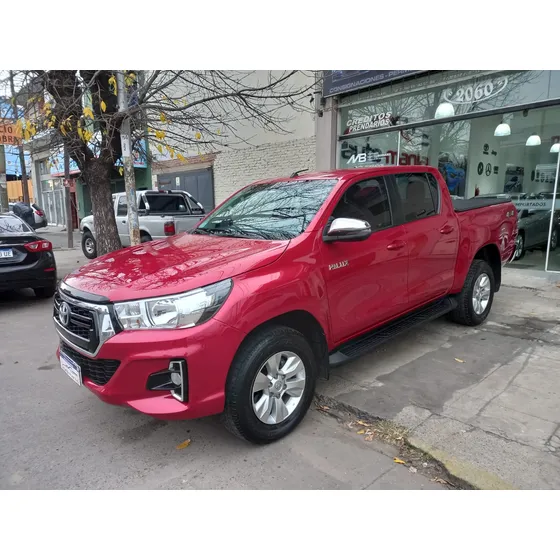 Toyota Hilux Pick-up 2.8 Cd Srv 177cv 4x4 At