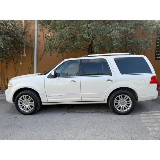 Lincoln Navigator 5.4 Lincoln Navigor - Limited V8 At