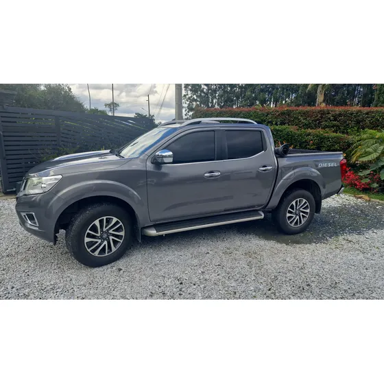 Nissan Frontier 2.5l Automática Diésel 4x4