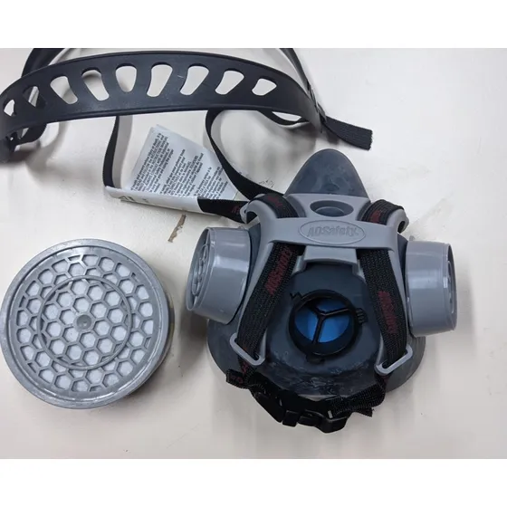 Mascarilla Media Cara Ao Safety Ez Drop 8200-sc 