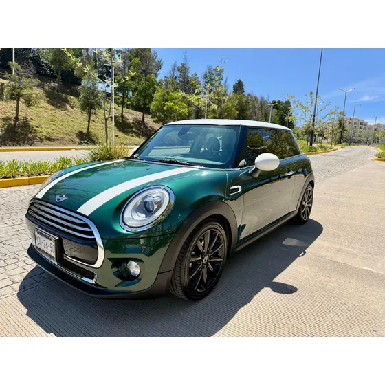 Mini Cooper 1.5 Chili At