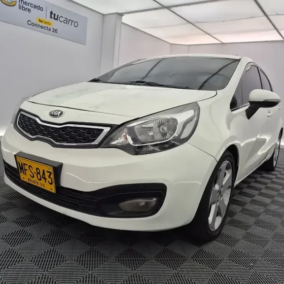 Kia Rio 2013 1.4 Ub Ex