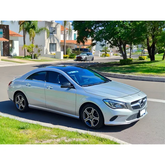 Mercedes-benz Clase Cla 1.6 200 Cgi Sport At