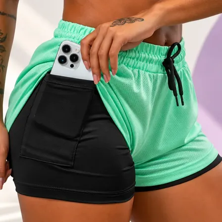 Shorts Duplo Feminino 2 Em 1 Com Bolso Oculto Para Celular Verde-claro Liso P