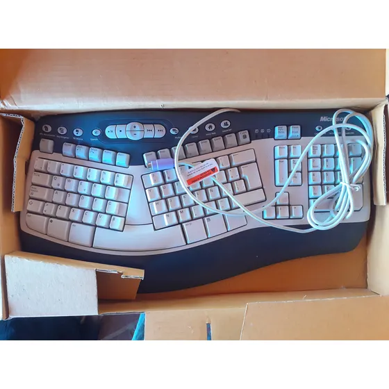 Teclado Ergonómico Microsoft