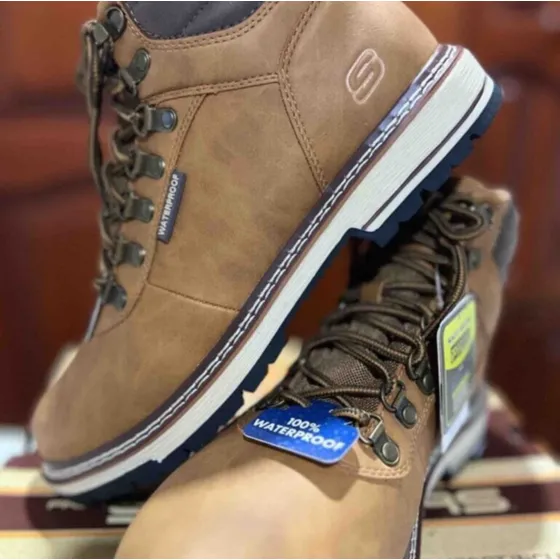 Botas Skechers Water Proof Cuero Original En Caja 39.5