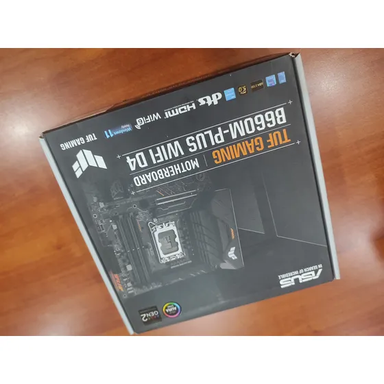 Tarjeta Madre Tuf Gaming B660m-plus Wifi D4