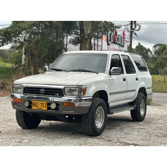 Toyota 4runner 3.0 Sr5 Mecánica