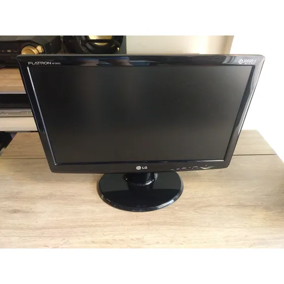 Monitor LG 19' Flatron W 1943c