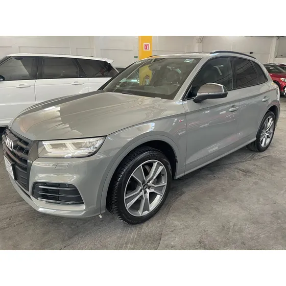 Audi Q5 2.0 L 45 Tfsi S Line Dsg
