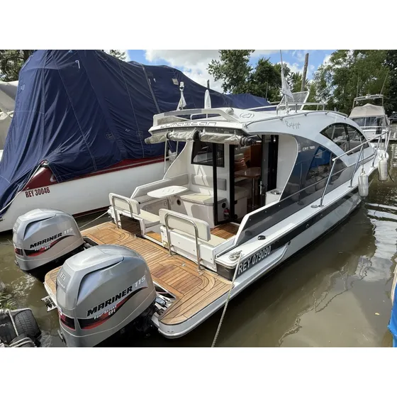 Catamaran Ragazza Cat 700 Mariner 4t 2 X 115 Hp 2016