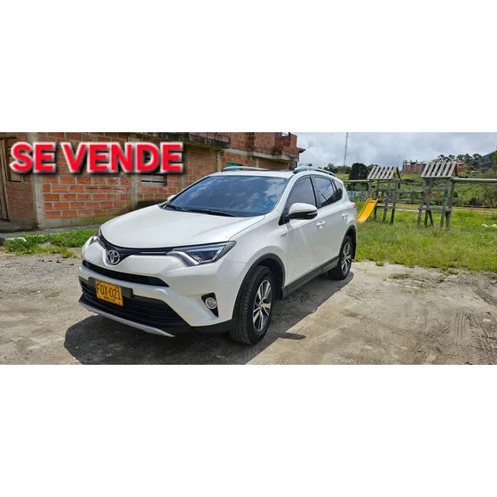 Toyota Rav4 2.5 Street