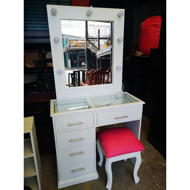 Coqueta Small Mi Mueble; Vanitys Y Cómodas Desde: 165,000