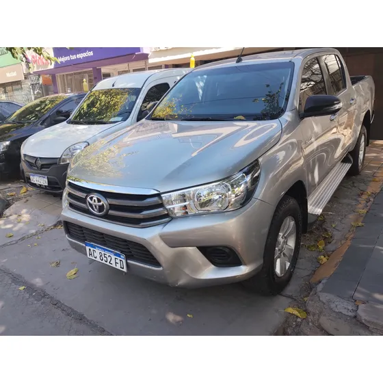 Toyota Hilux 2.4 Cd Sr 150cv 4x2