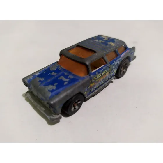 Hot Wheels 1969 Chevy Nomad Station Wagon Crash Dummies Blue
