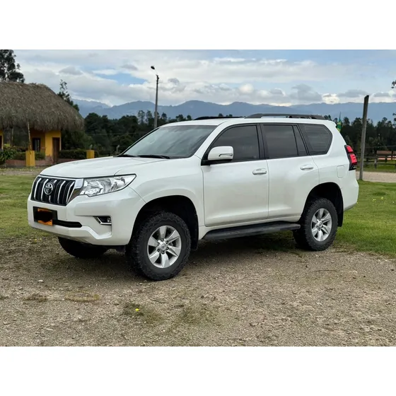 Toyota Prado Txl-cilindraje 3956