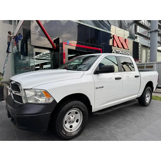 Dodge Ram 1500 Doble Cabina Slt At 4x4