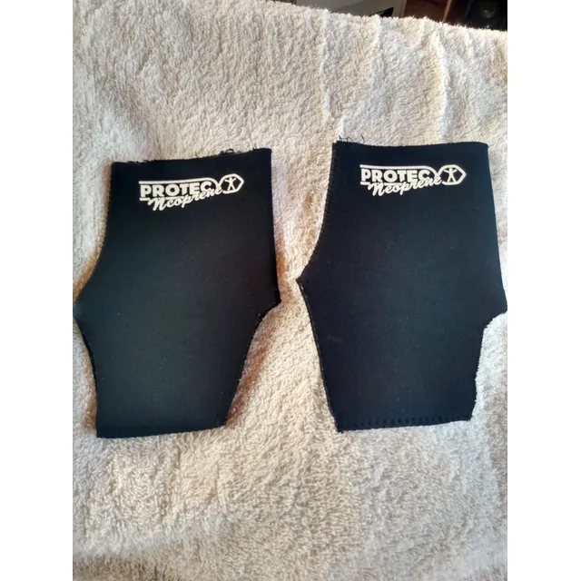 Tobilleras De Neoptreno Protect Usadas. Talla M.