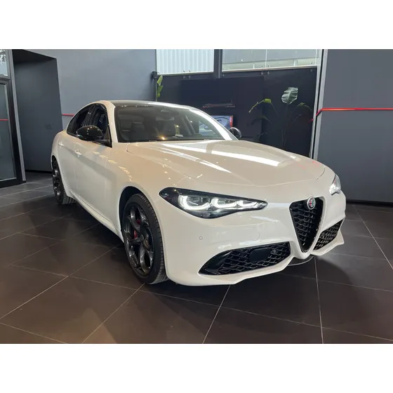 Alfa Romeo Giulia 2.0 280cv Veloce