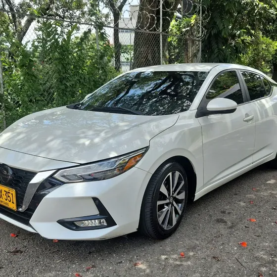 Nissan Sentra 2021 2.0 Advance At. 4x2