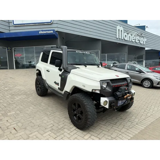 Troller T-4 T-4 4x4 3.2 20v Tdi Cap. Rígida Diesel