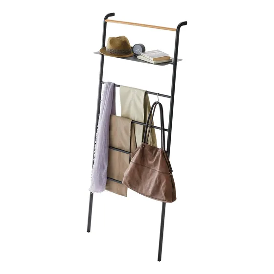 Escalera Inclinada Con Estante Negro 6 Niveles Yamazaki Home