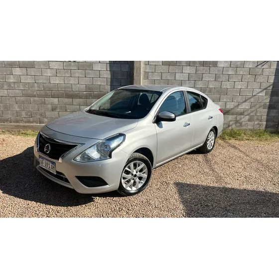 Nissan Versa 1.6 Advance At