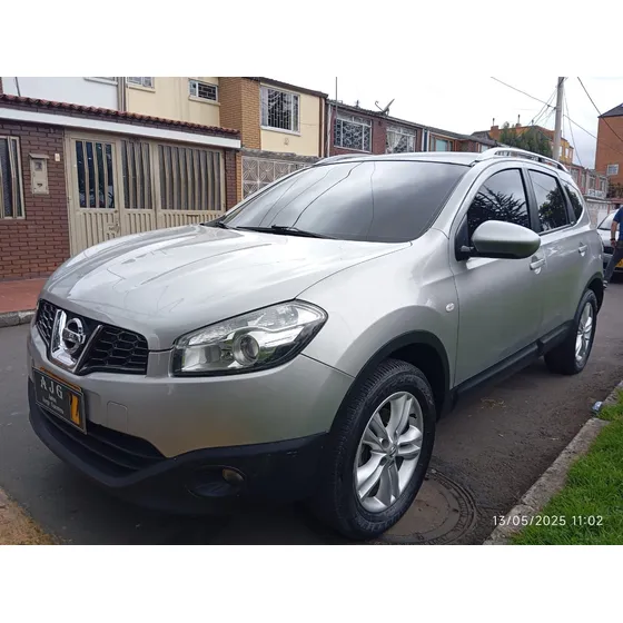 Nissan Qashqai 2.0l 2wd 7 Pasajeros