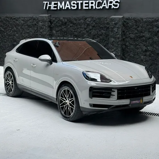 Porsche Cayenne 2025 3.0 E-hybrid