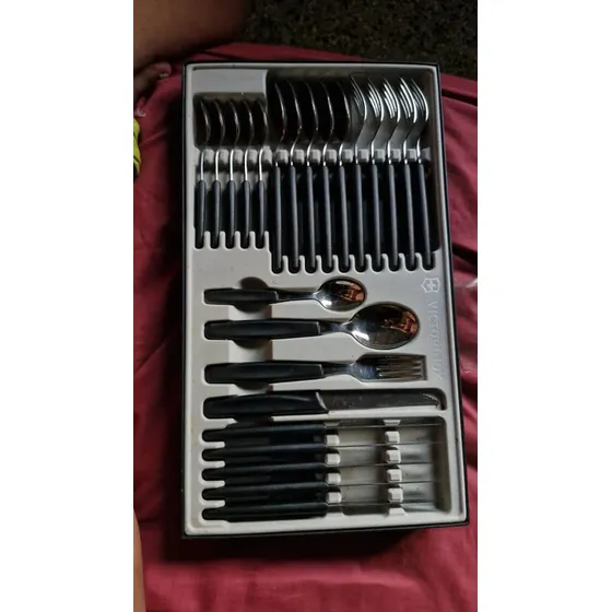 Juego De Cubiertos Victorinox - Línea Clásica