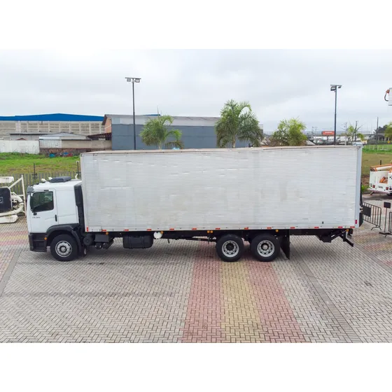 Volkswagen 24280 6x2 Ano 2014 Baú 60m³ Com Plataforma = 2729