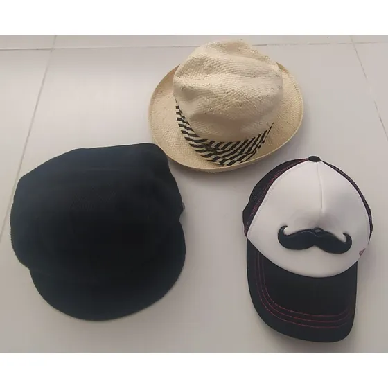 Gorras De Diferentes Marcas Y Modelos, De Dama, Usadas