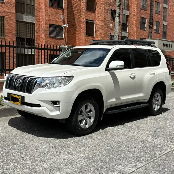 Toyota Land Cruiser Prado 2024 4.0 Txl