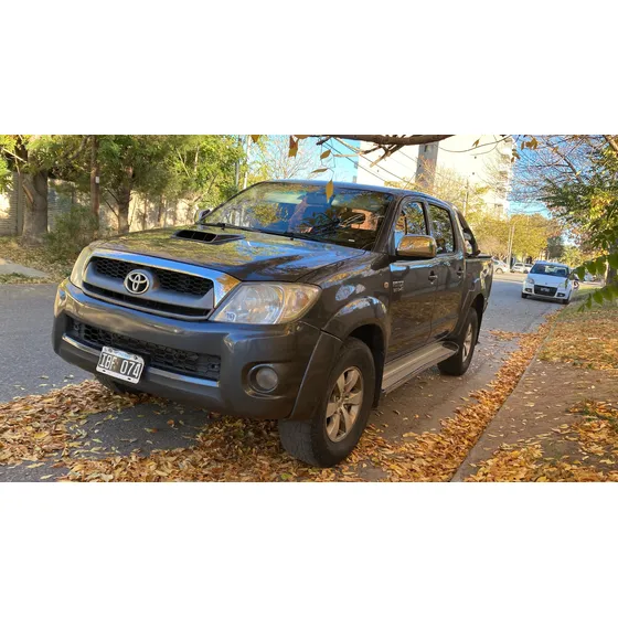 Toyota Hilux Pick-up 3.0 I Srv Cab Doble 4x2 (2009)