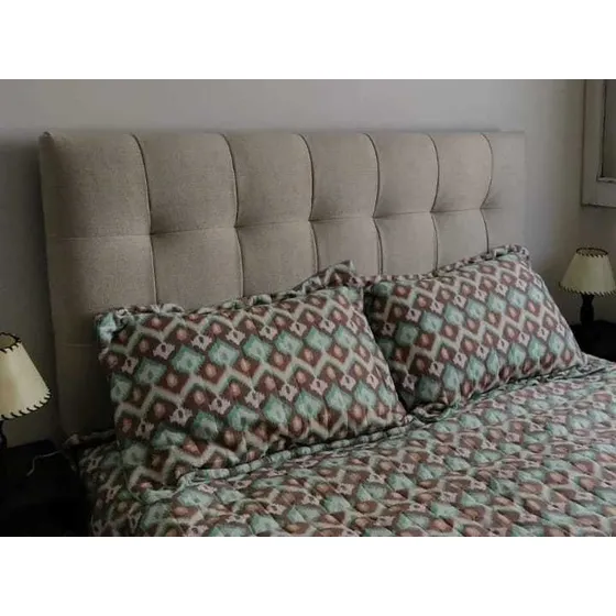 Respaldo Queen Capitoneado Color Beige