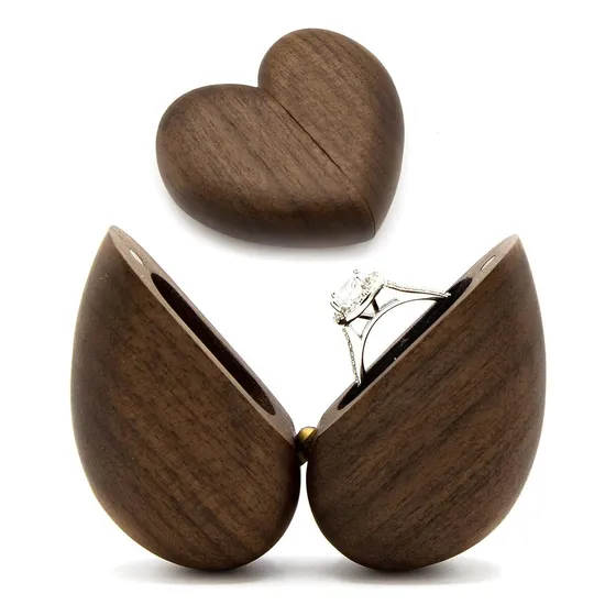 Caja Corazón Giratoria De Madera Nogal Para Anillos De Boda