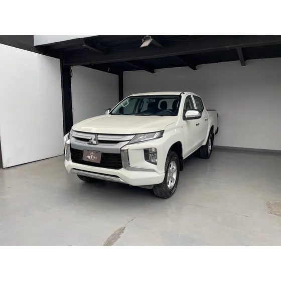 Mitsubishi L200 2.4 Glx Cabina Doble 4x4 Diesel Mt