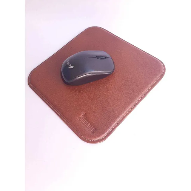 Mouse Pad 100% Cuero Base Antideslizante