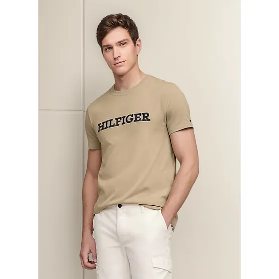 Camiseta Tommy Hilfiger Con Logotipo Monotype Bordado