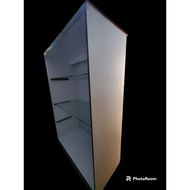 Mueble Vitrina Exhibidor Con Ruedas De Formica  Usado. 