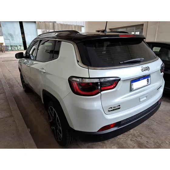 Jeep Compass 2.0 Limited 4x4 Aut. 5p
