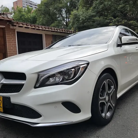 Mercedes-Benz Clase Cla 2017 1.6 Essential