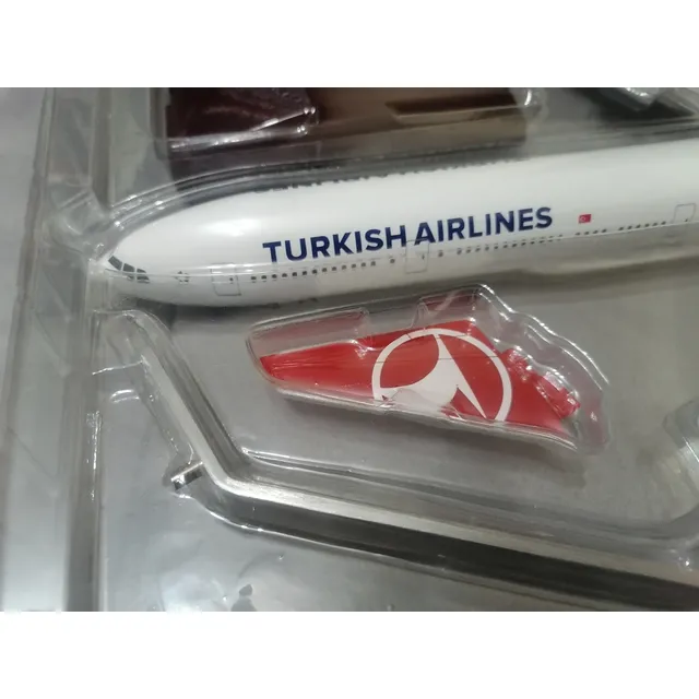 Turkish Airlines  Avión Boeing 777-300 Escala 1/200 Nuevo!