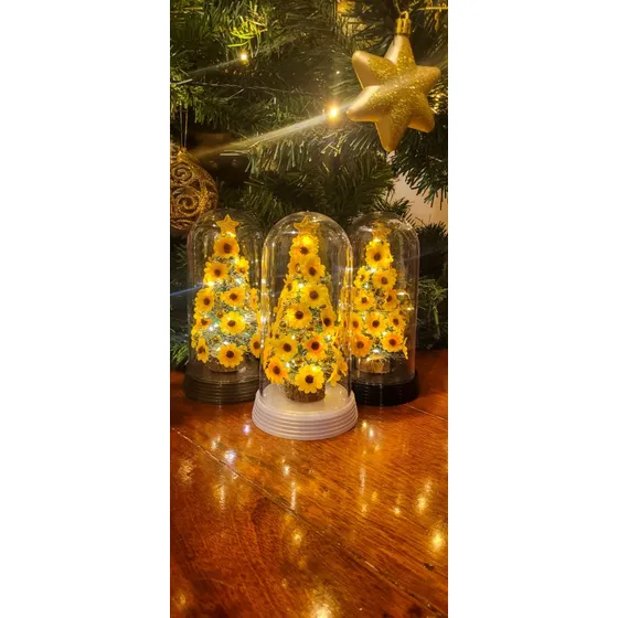 Árvore De Natal Com Girassóis Pinheiro G Luminária Girassol