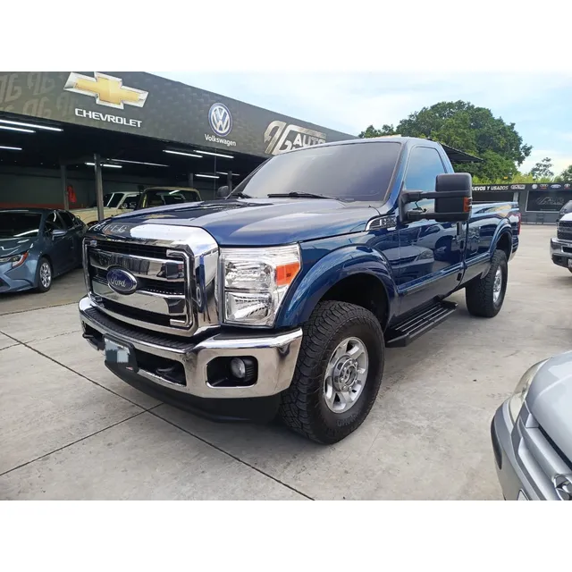 Ford Super Duty Xlt 4x4