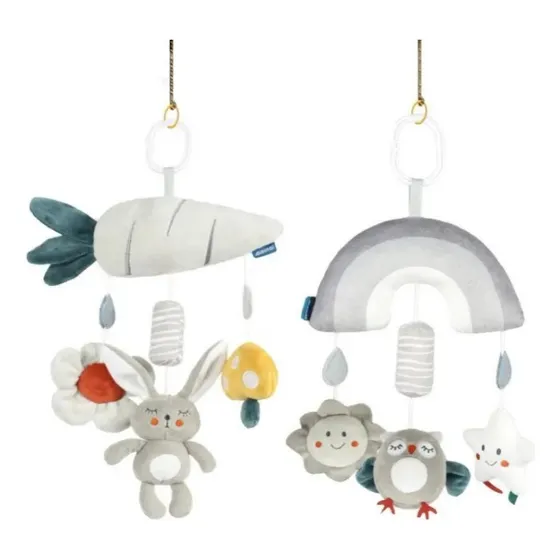 Colgante Tonos Grises Con Accesorios Con Detalles En Colores