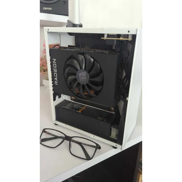 Computador Pc Amd Torre Ultra Compacta