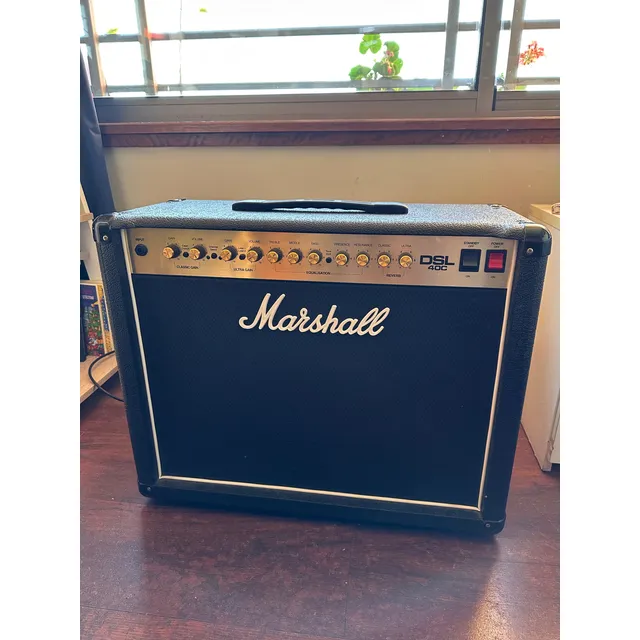 Amplificador Marshall Dsl40c