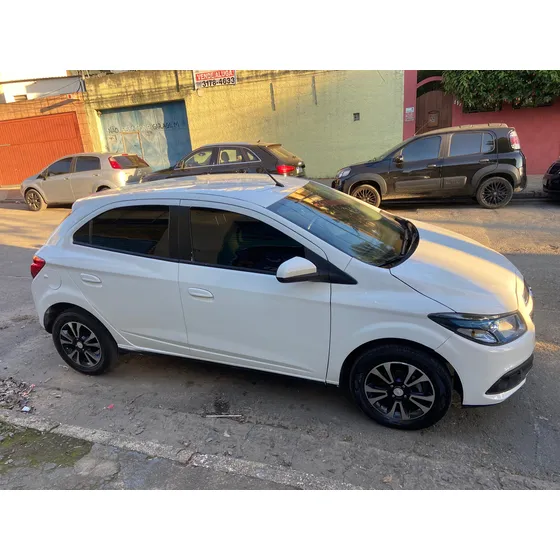 Chevrolet Onix 1.4 Ltz 5p