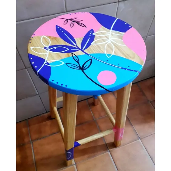 Bancos Pintados A Mano En Acrílicos. Artes Exclusivos